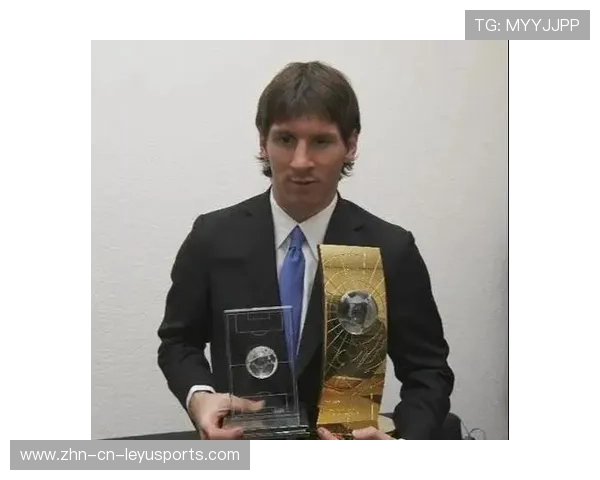 巴黎追梅西式自由创造：走进足球世界的无限可能